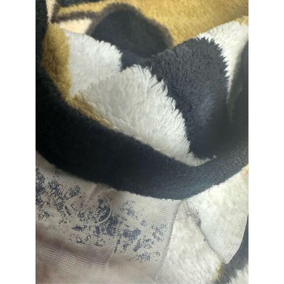 New Orleans Saints Fleece Throw Blanket 48"x60 Mickey Mouse NFL See Description - Picture 8 of 14